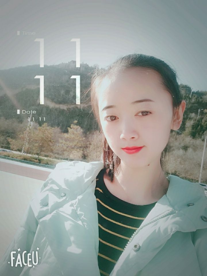 立凝玩卡