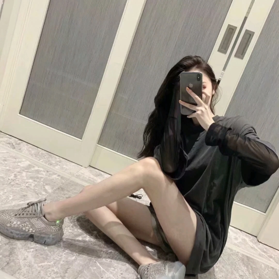 温婉吖