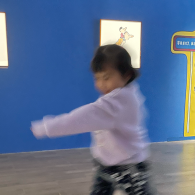 欣欣爱听故事