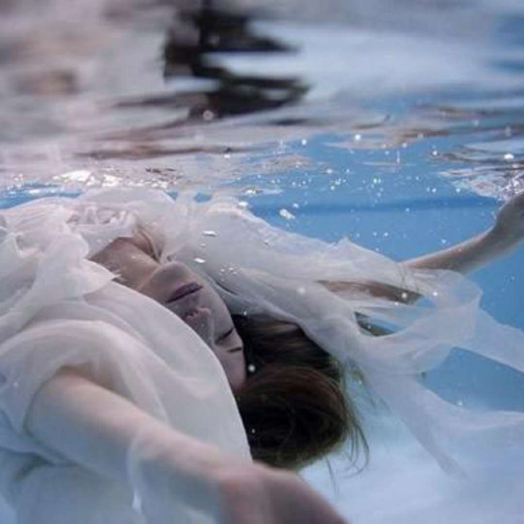 我是深海↓等你溺水节目全集